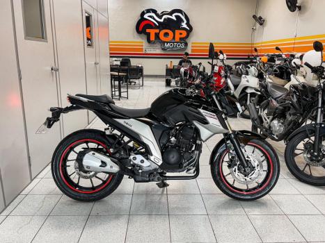 YAMAHA FZ 25 250 Fazer Flex , Foto 1