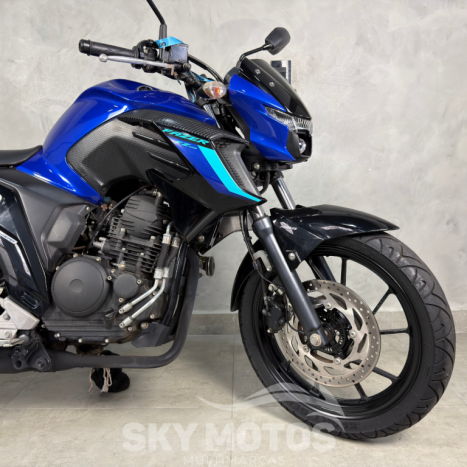 YAMAHA FZ 25 250 Fazer Flex , Foto 3