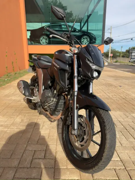 YAMAHA FZ 25 250 Fazer Flex , Foto 3