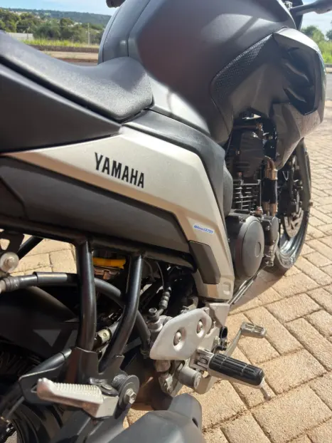 YAMAHA FZ 25 250 Fazer Flex , Foto 11