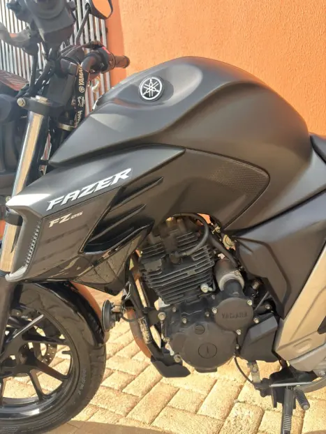 YAMAHA FZ 25 250 Fazer Flex , Foto 12
