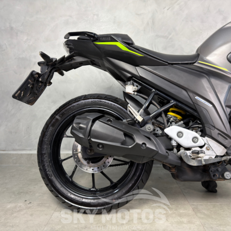 YAMAHA FZ 25 250 Fazer Flex , Foto 2