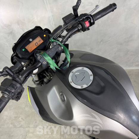 YAMAHA FZ 25 250 Fazer Flex , Foto 10