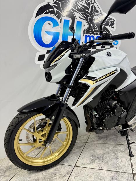 YAMAHA FZ 25 250 Fazer Flex , Foto 6