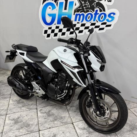 YAMAHA FZ 25 250 Fazer Flex , Foto 3