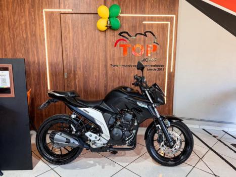 YAMAHA FZ 25 250 Fazer Flex , Foto 1