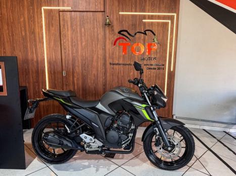 YAMAHA FZ 25 250 Fazer Flex , Foto 1