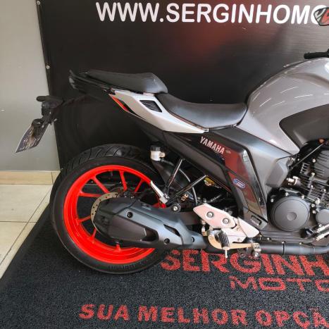 YAMAHA FZ 25 250 Fazer Flex , Foto 3