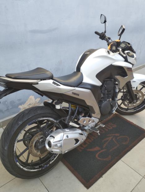 YAMAHA FZ 25 250 Fazer Flex , Foto 6