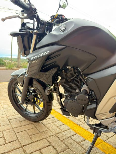 YAMAHA FZ 25 250 Fazer Flex , Foto 12