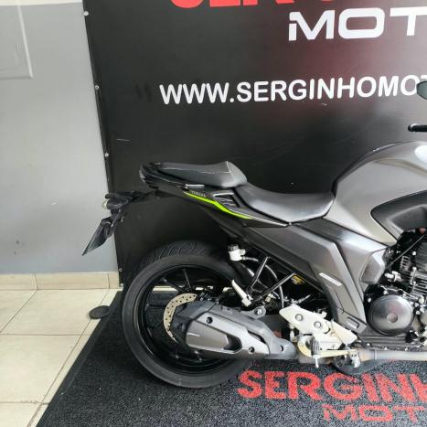 YAMAHA FZ 25 250 Fazer Flex , Foto 3