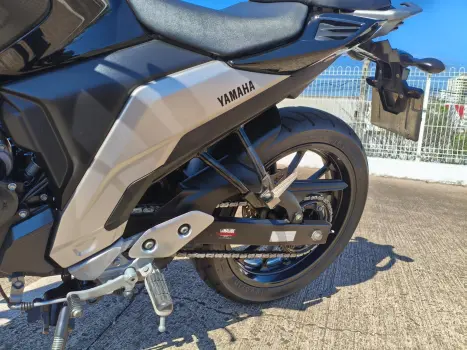 YAMAHA FZ 25 250 Fazer Flex , Foto 4