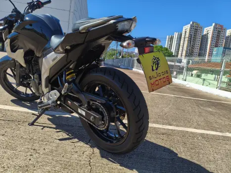 YAMAHA FZ 25 250 Fazer Flex , Foto 5