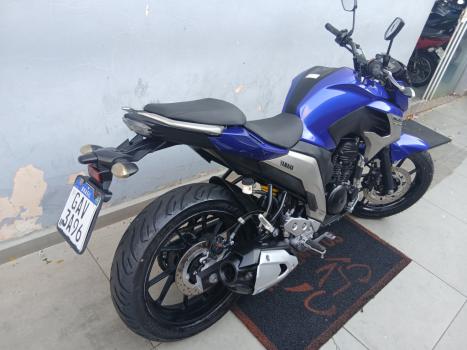 YAMAHA FZ 25 250 Fazer Flex , Foto 7