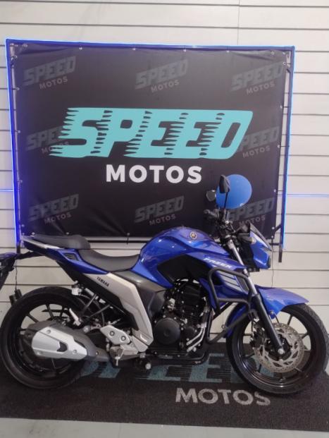 YAMAHA FZ 25 250 Fazer Flex , Foto 1