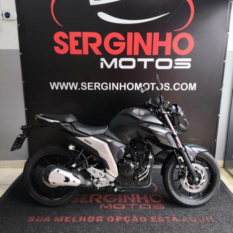 YAMAHA FZ 25 250 Fazer Flex , Foto 1