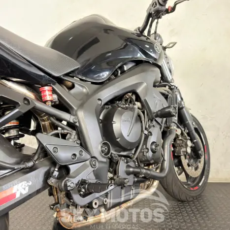 YAMAHA FZ6 Fazer 600 N, Foto 9