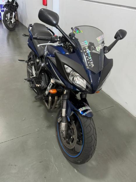 YAMAHA FZ6 Fazer 600 S, Foto 2
