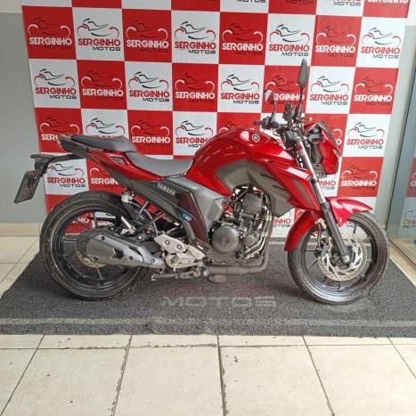 YAMAHA FZ6 Fazer 600 S, Foto 1