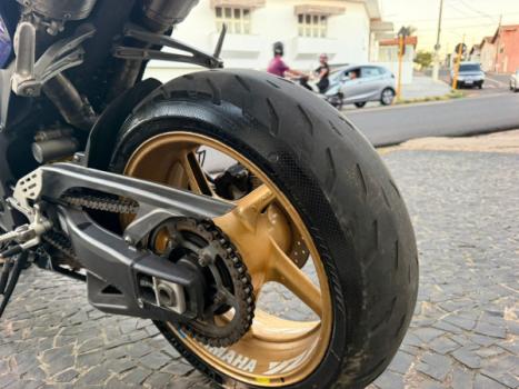 YAMAHA FZR 1 1000 , Foto 13