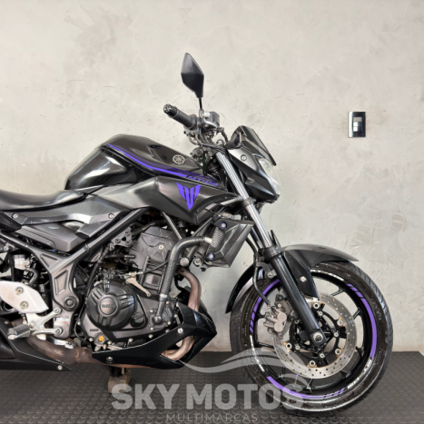 YAMAHA MT-03 300 , Foto 2