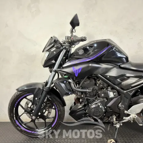 YAMAHA MT-03 300 , Foto 5