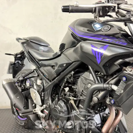 YAMAHA MT-03 300 , Foto 7