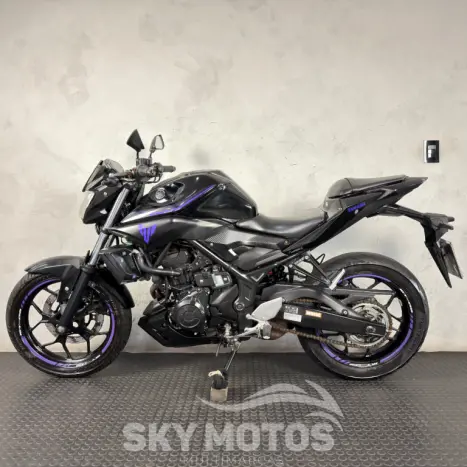 YAMAHA MT-03 300 , Foto 11