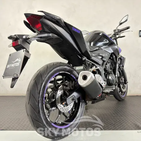 YAMAHA MT-03 300 , Foto 13