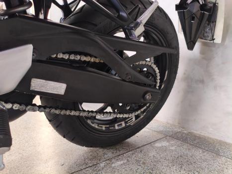 YAMAHA MT-03 300 , Foto 11