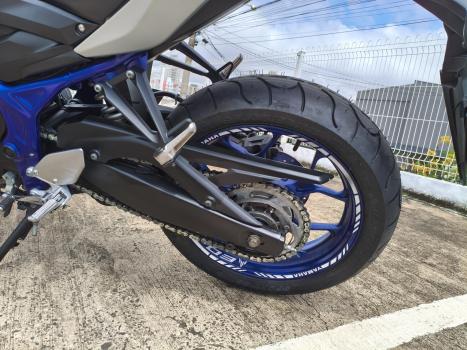 YAMAHA MT-03 300 , Foto 4