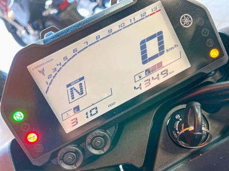 YAMAHA MT-03 300 ABS, Foto 11