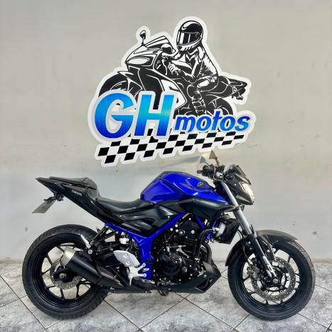 YAMAHA MT-03 300 ABS, Foto 1