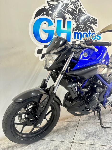 YAMAHA MT-03 300 ABS, Foto 6