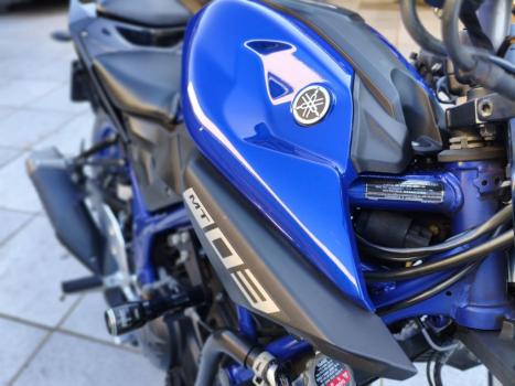 YAMAHA MT-03 300 ABS, Foto 4
