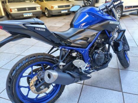 YAMAHA MT-03 300 ABS, Foto 6