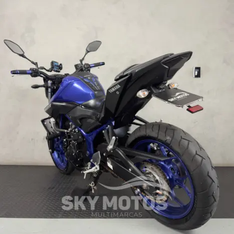 YAMAHA MT-03 300 ABS, Foto 17