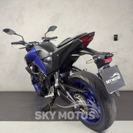 YAMAHA MT-03 300 ABS, Foto 13