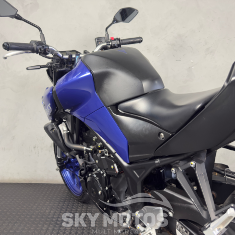 YAMAHA MT-03 300 ABS, Foto 14