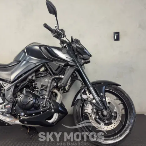 YAMAHA MT-03 300 ABS, Foto 12