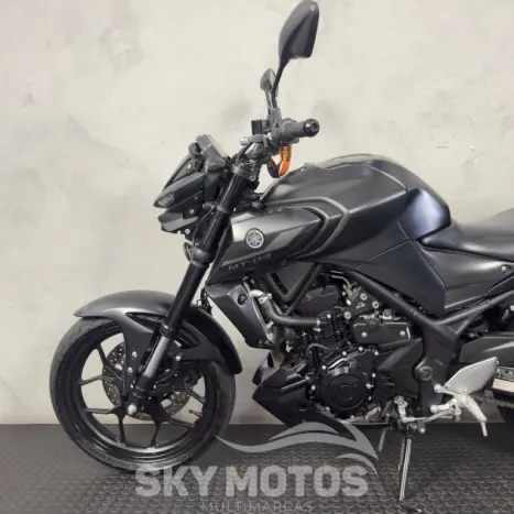YAMAHA MT-03 300 ABS, Foto 12