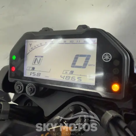 YAMAHA MT-03 300 ABS, Foto 19