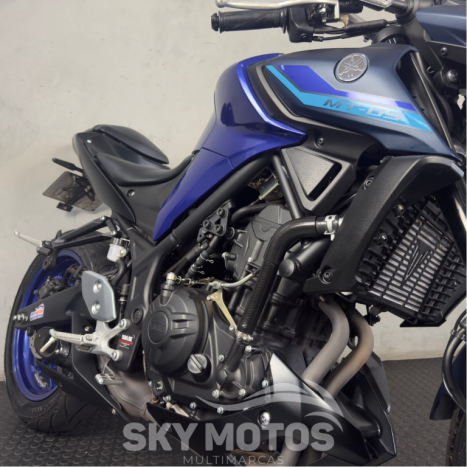 YAMAHA MT-03 300 ABS, Foto 7