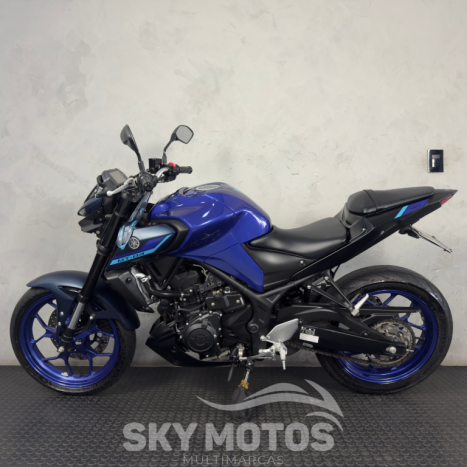 YAMAHA MT-03 300 ABS, Foto 8