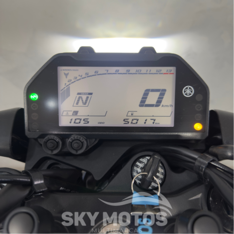 YAMAHA MT-03 300 ABS, Foto 9