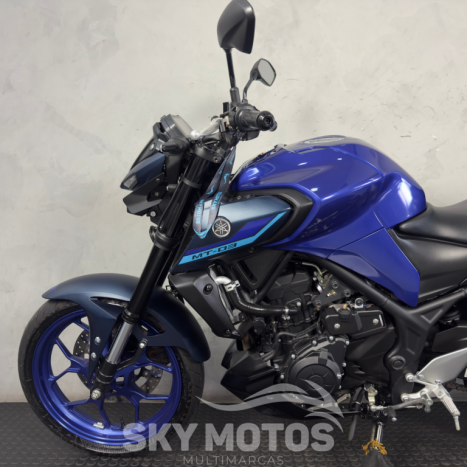YAMAHA MT-03 300 ABS, Foto 10