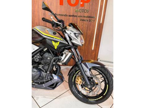 YAMAHA MT-03 300 ABS, Foto 2