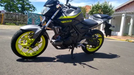 YAMAHA MT-03 300 ABS, Foto 8