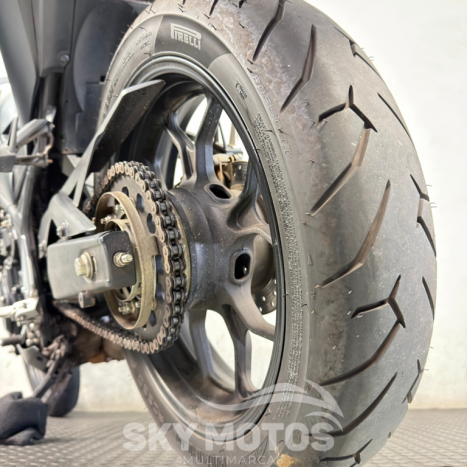 YAMAHA MT-03 300 ABS, Foto 19