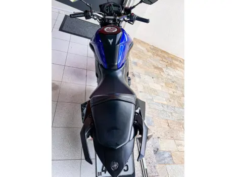 YAMAHA MT-03 300 ABS, Foto 9